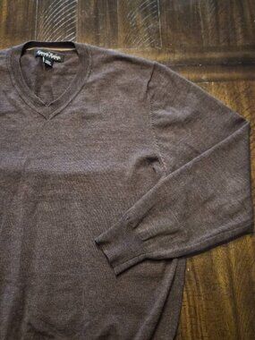 Kenneth Roberts Platinum Men's Size Large 100% Wool V Neck Sweater Brown G752